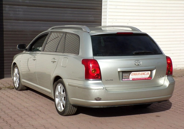 Toyota Avensis cena 13900 przebieg: 198000, rok produkcji 2005 z Kolno małe 407